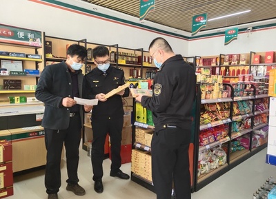 高臺縣巷道鎮市場監管所開展“五一”節前食品安全專項檢查，筑牢節日消費安全防線