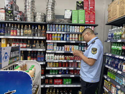 嚴查嚴管保安全 蘆山縣市場監(jiān)督管理局穩(wěn)步推進農(nóng)村食品安全專項檢查