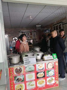 七甸街道多措并舉，嚴格規(guī)范校園周邊食品經(jīng)營行為